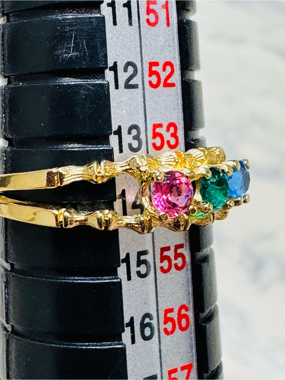 Vintage Gold Plated 3 Stone CZ Sample Ring Size 7 Birthstone - Picture 12 of 14